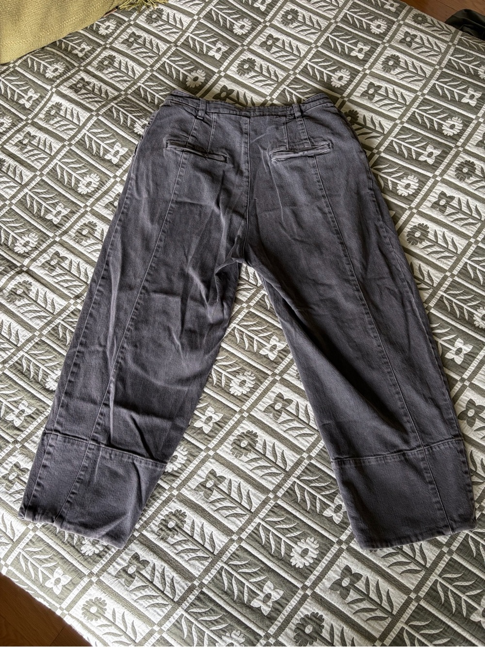 Anthropologie Pilcro Balloon Crop Jeans - Picture 2 of 4
